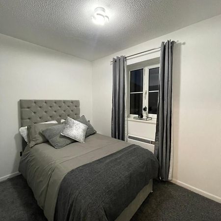 Cardiff Bay Apartment With Parking Εξωτερικό φωτογραφία