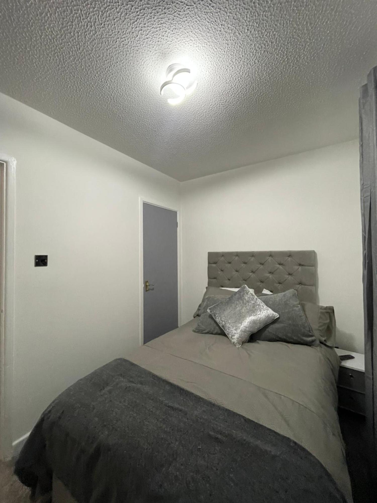 Cardiff Bay Apartment With Parking Εξωτερικό φωτογραφία