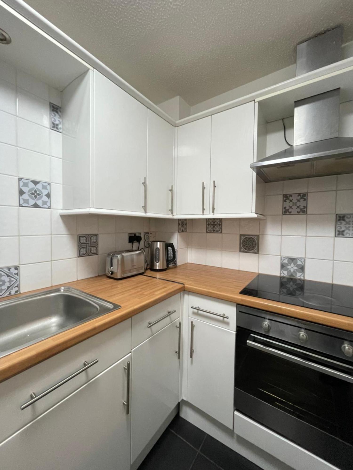 Cardiff Bay Apartment With Parking Εξωτερικό φωτογραφία