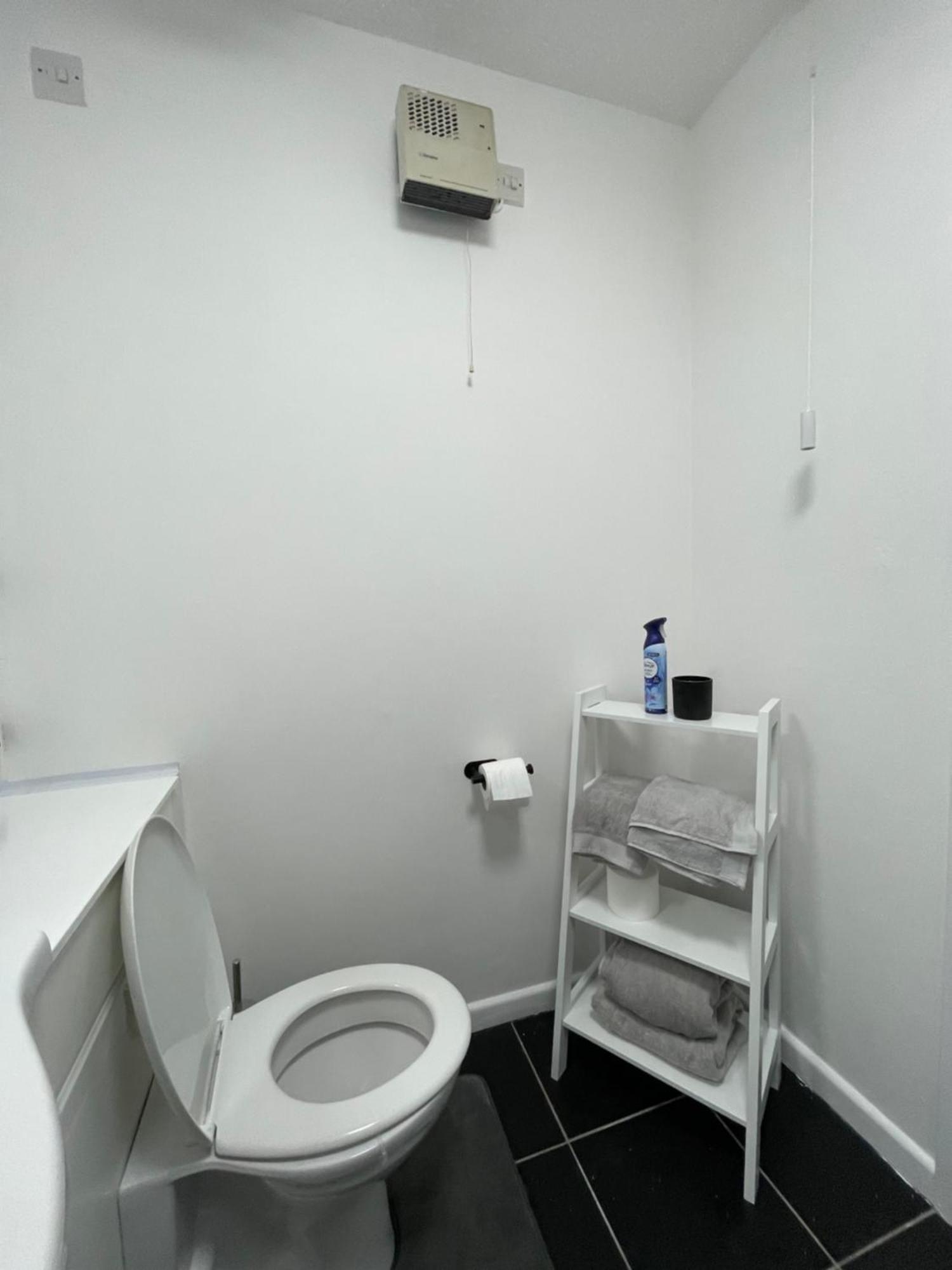 Cardiff Bay Apartment With Parking Εξωτερικό φωτογραφία